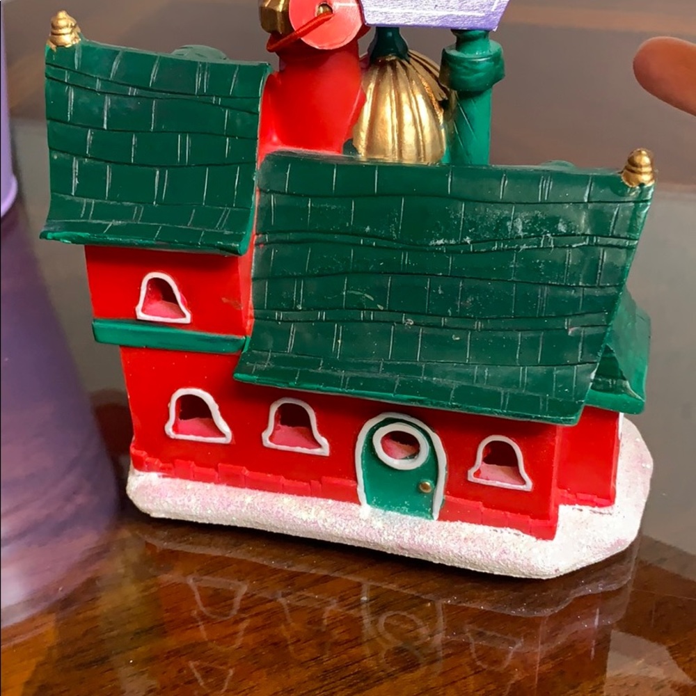 NWT Hallmark 2014 Glow Road Bell Cottage - Picture 6 of 8